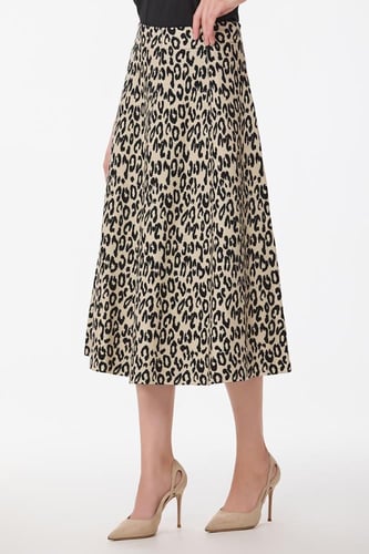 تنورة استريتش بنقشة الفهد