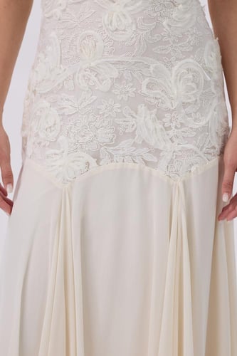 فستان سكري كلوش