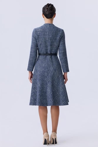 فستان شتوي أزرق بتصميم تويد أنيق