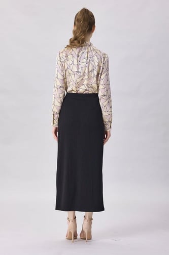 تنورة مقلم اسود ميدي