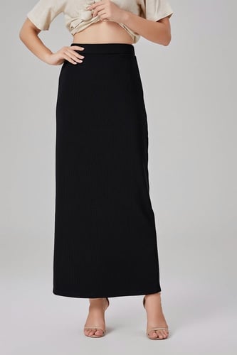 تنورة مقلم سحب