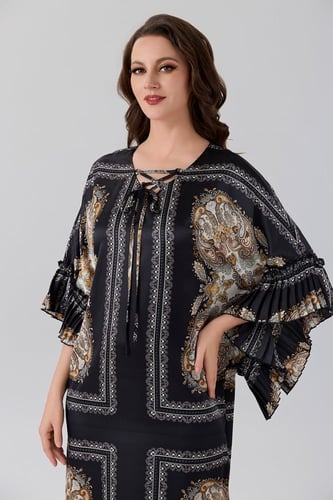 جلابية ستان أسود بنقشات ترابية