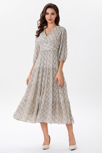 فستان شيفون بنقشة عصرية