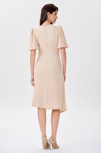 فستان كريب بيج بقصة كلاسيكية