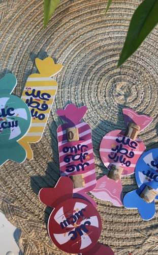 توزيعات كروت الحلوى ) 12 حبة منوعة