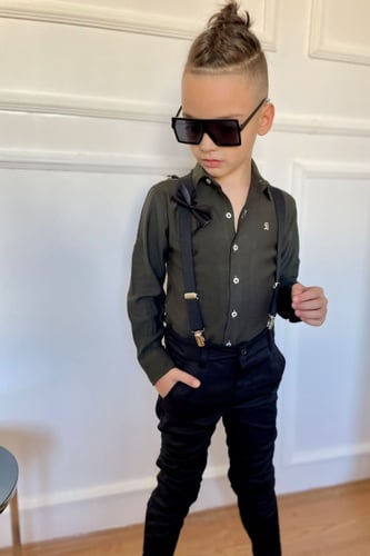 طقم ولادي -بنطلون وقميص وربطة عنق