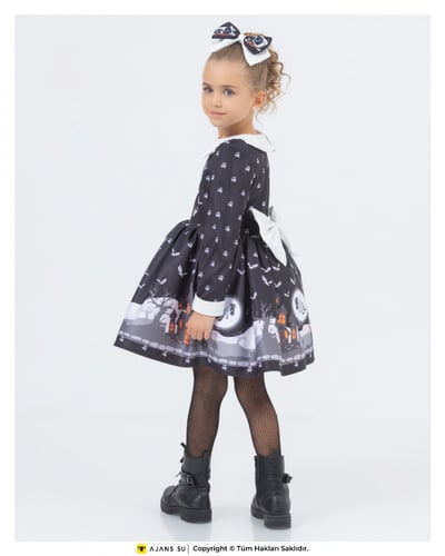 فستان بنات-وينزداي الرائع