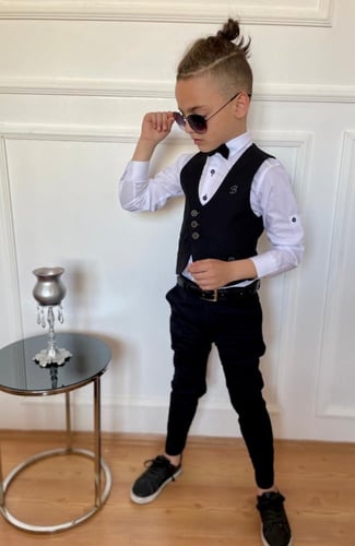 طقم ولادي -بنطلون وسديري وربطة عنق