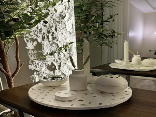 مجموعة مبخرة بالصدف الطبيعي