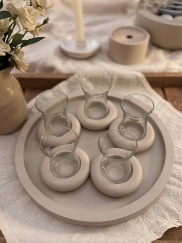 مجموعة سخان مع صينية و كوستر