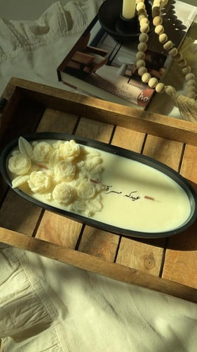 شمعة بيضاوي مع عبارة