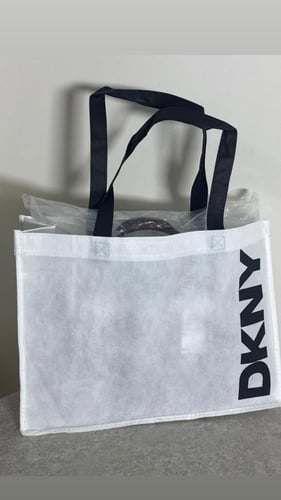 شنطة Dkny