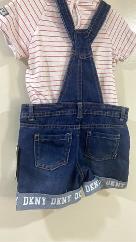 طقم بناتي dkny