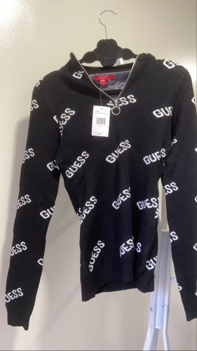 بلوزة guess