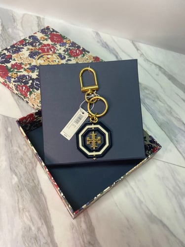 ميدالية Tory y