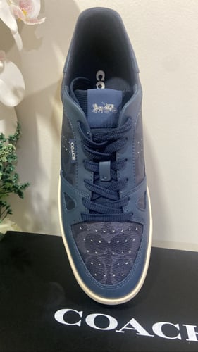 جزمةًcoach رجالي