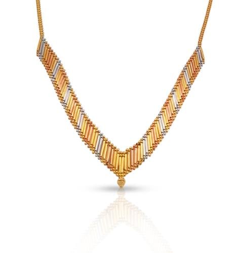 عقد ذهب - عيار 18- 7.60 جرام تقريباً