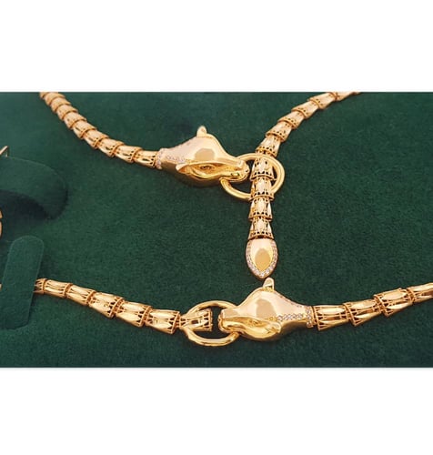 طقم ذهب - عيار 21- 28.69 جرام تقريباً