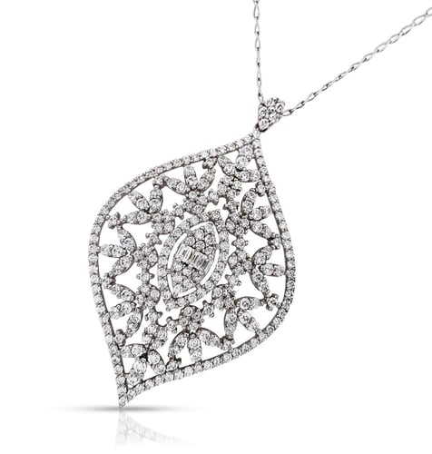 نصف طقم ذهب - عيار 18- 12.73 جرام تقريباً