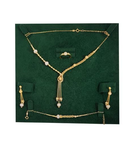 طقم ذهب - عيار 21- 15.11 جرام تقريباً