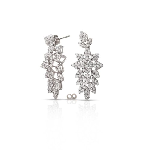 طقم ذهب ابيض - عيار 18- 30.500 جرام تقريباً