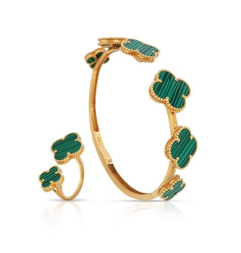 اسوارة وخاتم ذهب - عيار 18- 17.74 جرام تقريباً