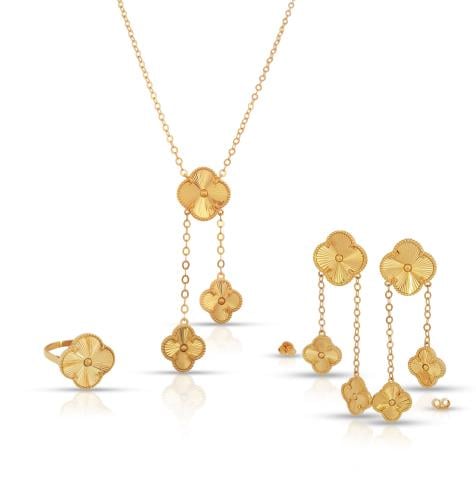 نصف طقم ذهب - عيار 18- 18.880 جرام تقريباً