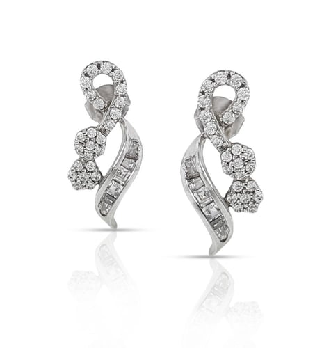 نصف طقم ذهب - عيار 18- 11.530 جرام تقريباً