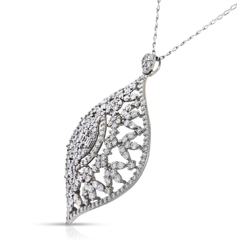 نصف طقم ذهب - عيار 18- 12.73 جرام تقريباً