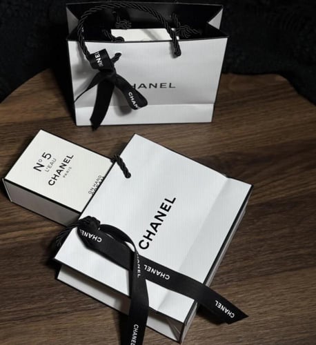 كريم يد من اختيارك + كيس شانيل + شريطه 129