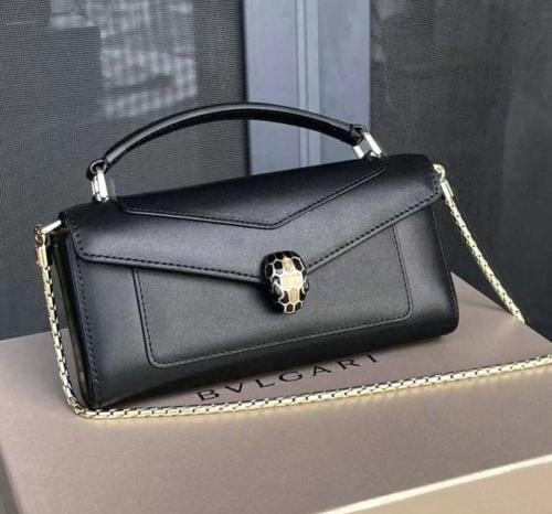 حقيبه بولغاري اسود ماستر