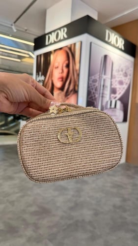 شنطة من ديور بيوتي الجديدة -Dior لميتد اديشن