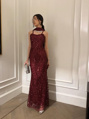 فستان “كرانـبيري” بترتر فاخر