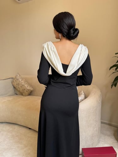 فستان اسود وابيض مع لولو