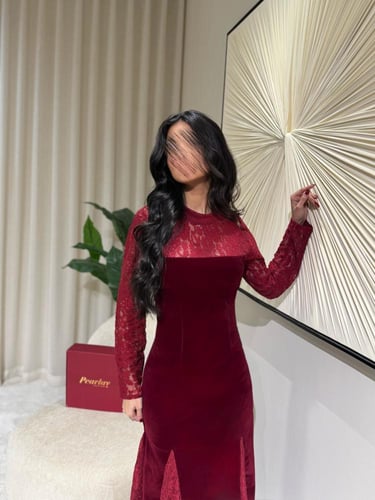 فستان مخملي دانتيل بورغندي