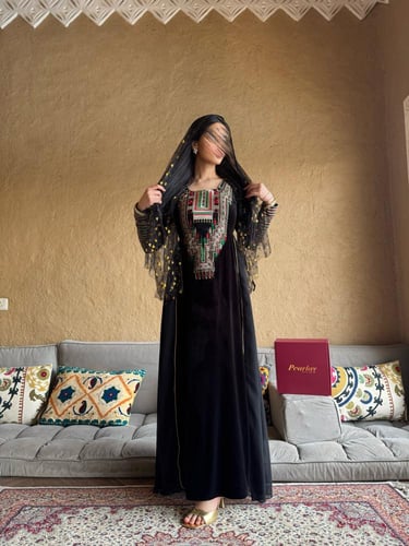 جلابية التأسيس مخمل تطريز وكلوش شيفون مع طرحه