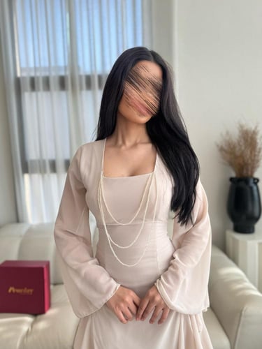 فستان طويل كريستال مكشكش