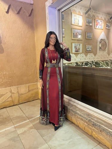 طقم جلابية التأسيس – عنّابي التراث