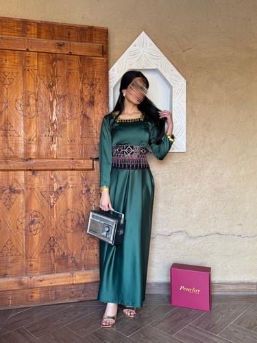 جلابية التأسيس اخضر مع حزام منفضل