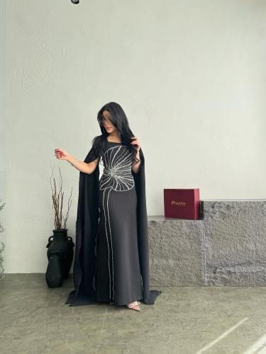 فستان سهره كيب اسود تطريز كريستالات