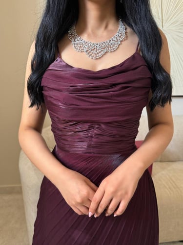 burgundy dress