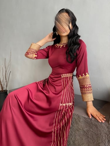 جلابية التأسيس مطرزه احمر