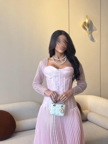 طقم فستان بليسيه مع جاكت دانتيل