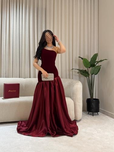 فستان جوخ عنابي كسرات