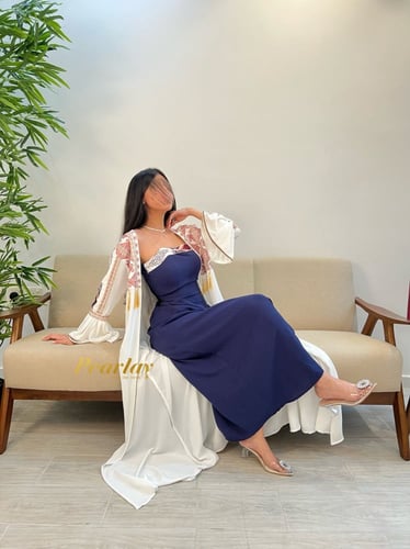 جلابية قطعتين كحلي وابيض