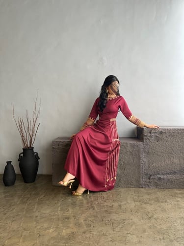 جلابية التأسيس مطرزه احمر