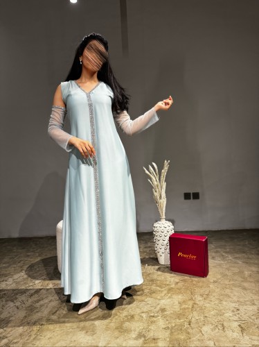 فستان سماوب باكمام منفصله شفافه