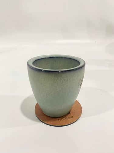 قاعدة كوب جلد مع حفر 3 حبات