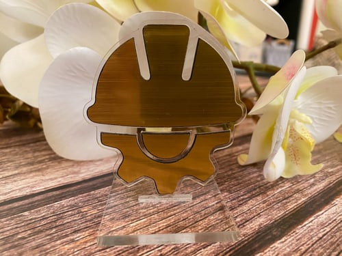 مجسم المهندسين اللطيف و المميز