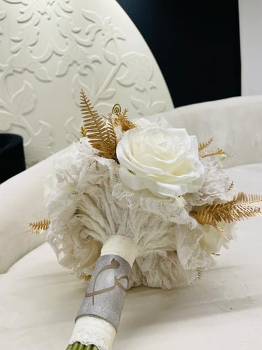 جلد على مسكة العروس